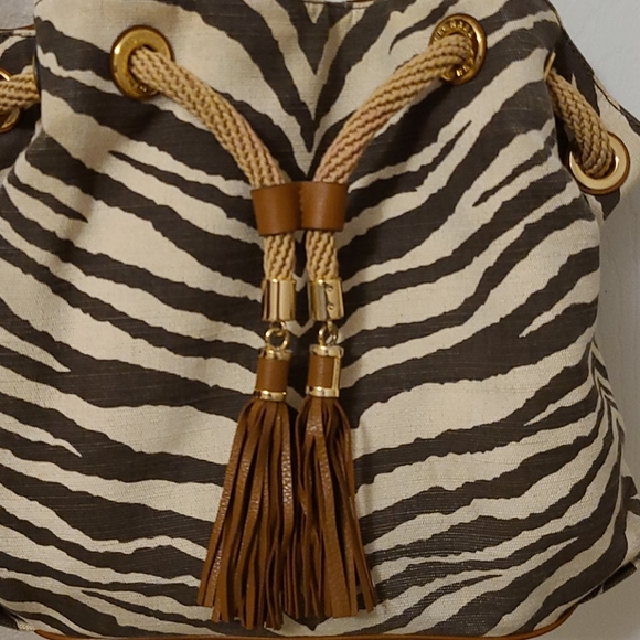 Bag - Picture 2 of 4